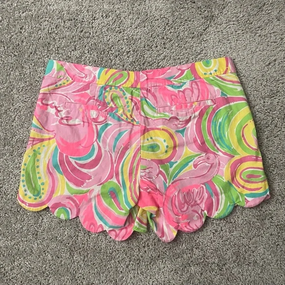 Lilly Pulitzer Buttercup Shorts Size 4 All Nighter
Flamingo Pockets Button Zip - Picture 4 of 8